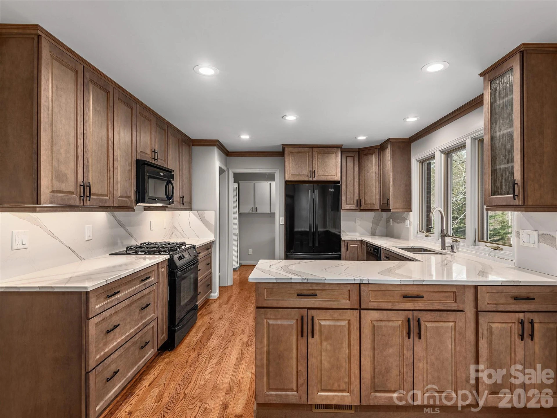 110 Glengary Drive - Photo 7