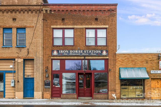 24 Andrews Avenue, Hot Springs, NC, 28743