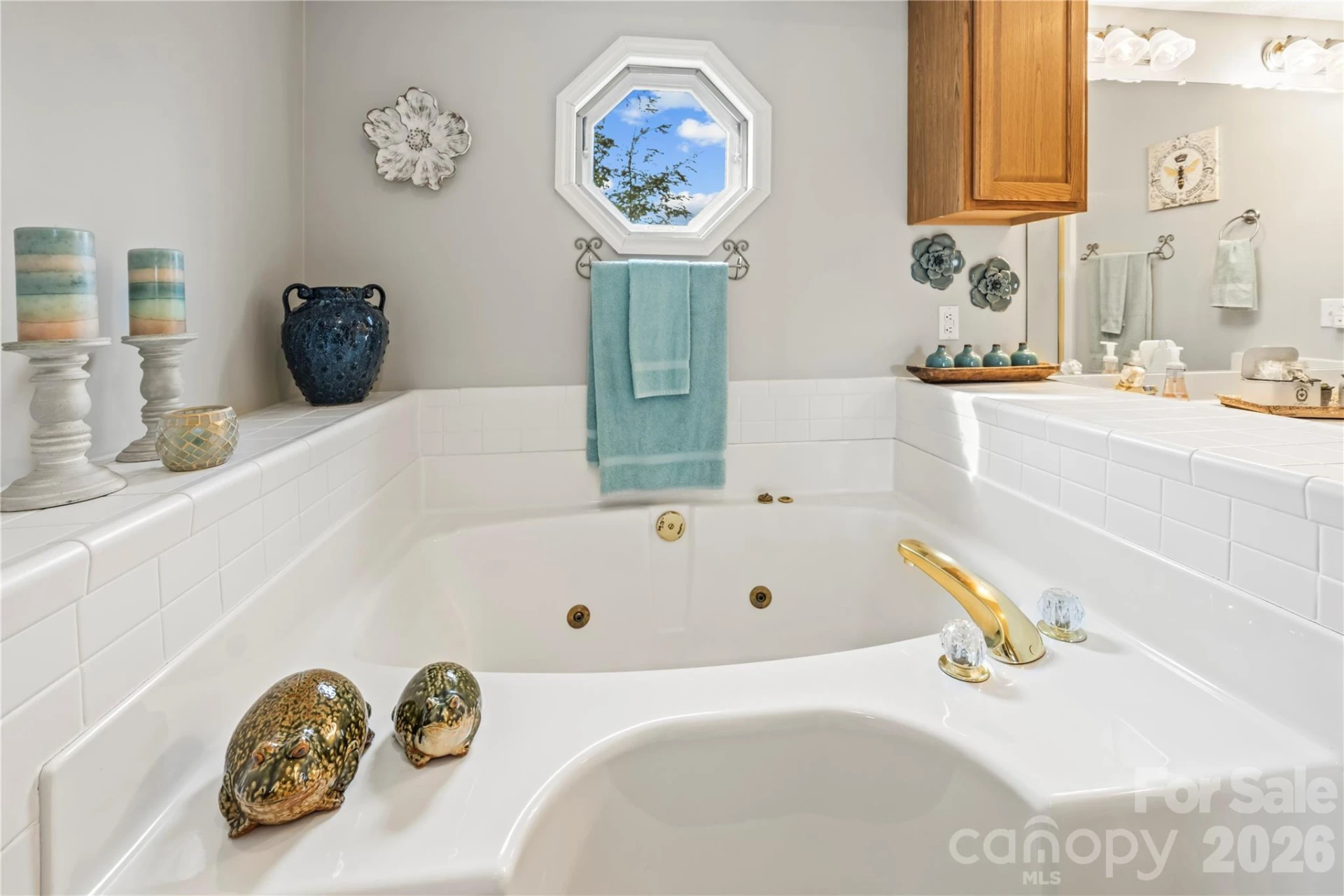 112 Bridlewood Trail - Photo 15