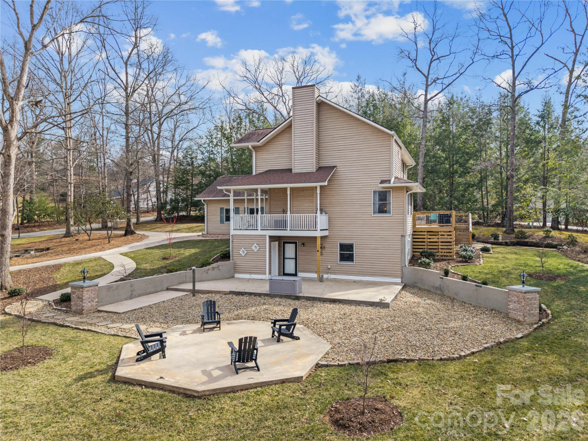 112 Bridlewood Trail - Photo 3