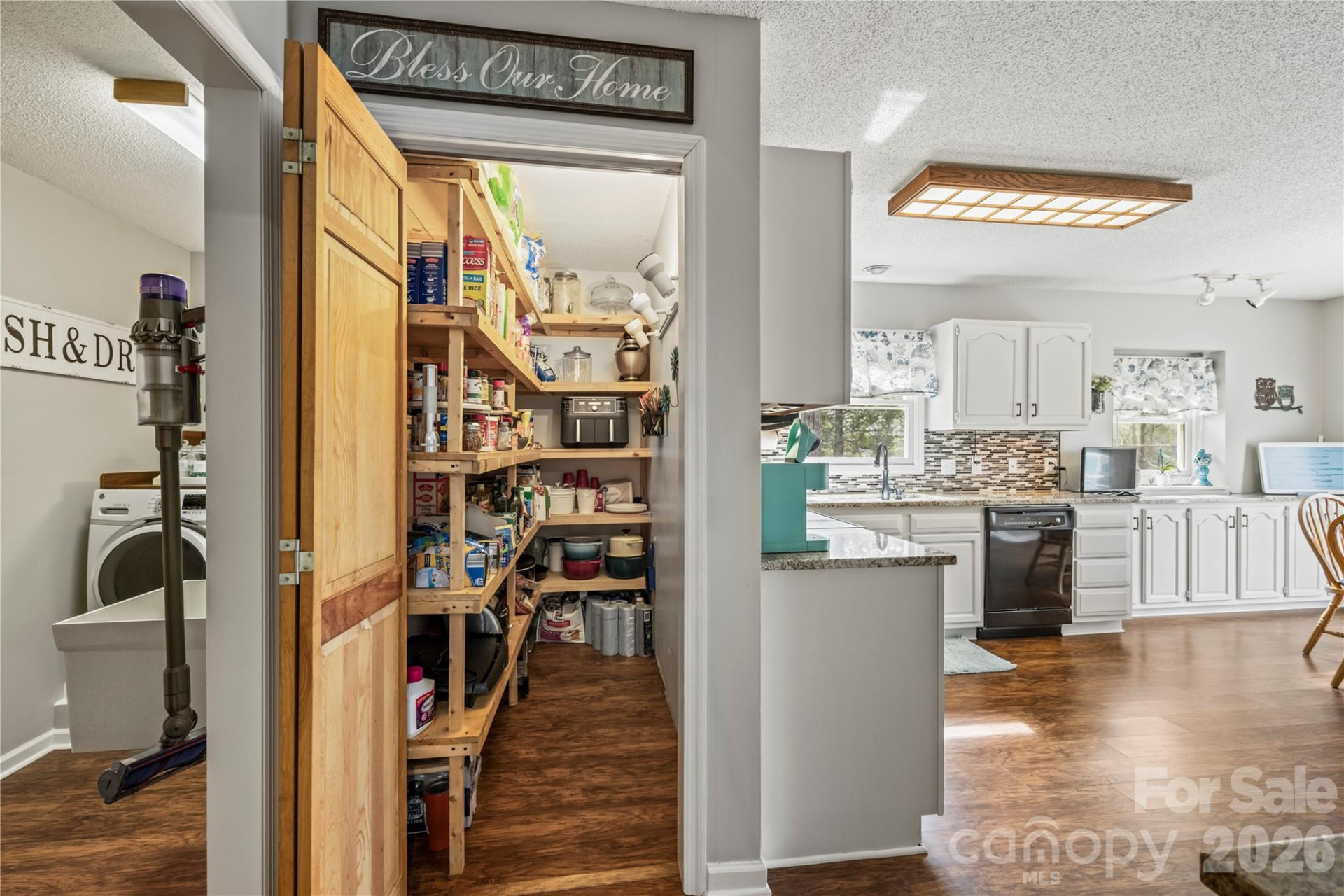 112 Bridlewood Trail - Photo 22