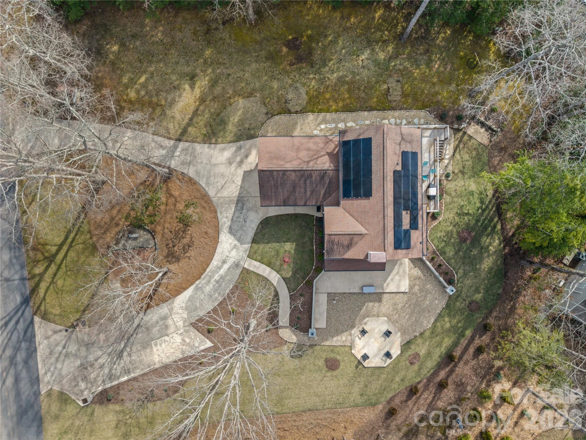 112 Bridlewood Trail - Photo 36