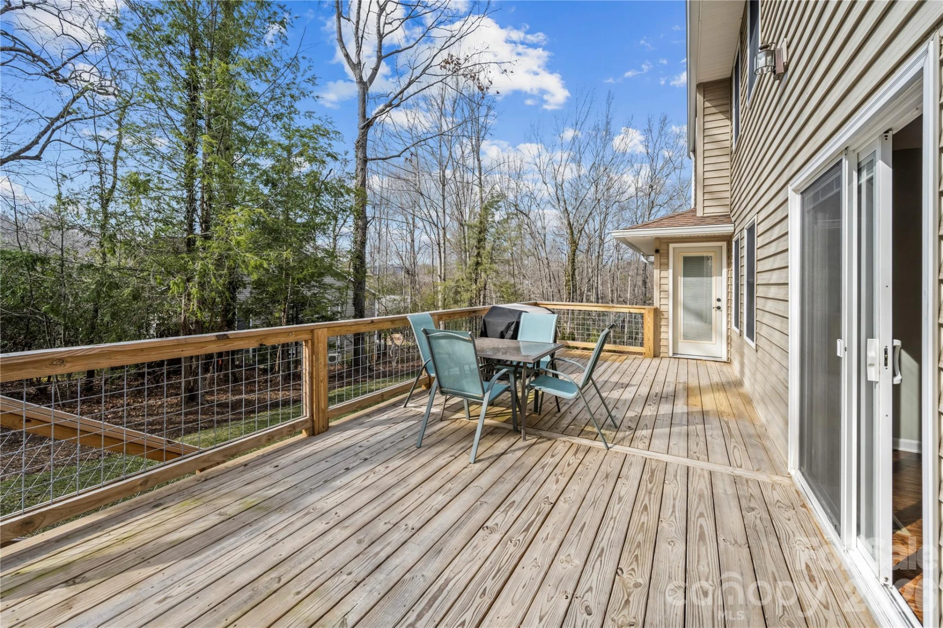 112 Bridlewood Trail - Photo 5