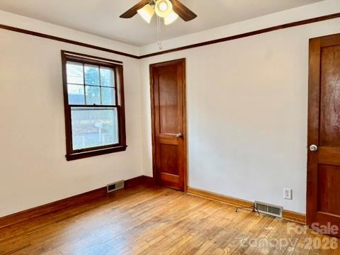 29 Evergreen Avenue - Photo 11