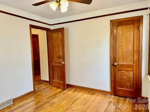 29 Evergreen Avenue - Photo 12