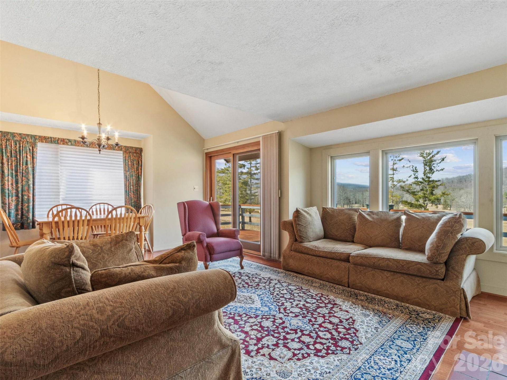 125 Townhouse Drive - Photo 5