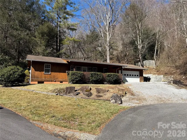 215 Pinellas Lane
