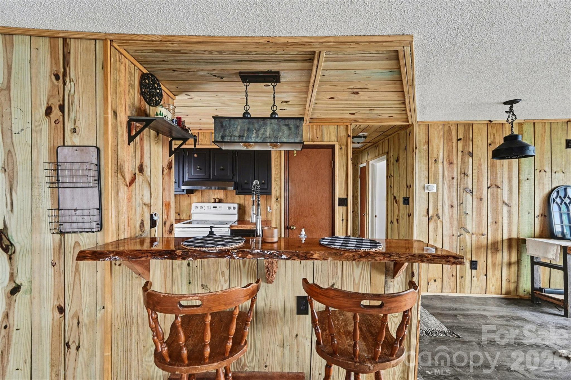 5495 Pine Ridge Drive - Photo 8