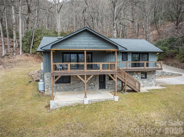 453 Friendly Acres Drive, Waynesville, NC, 28786