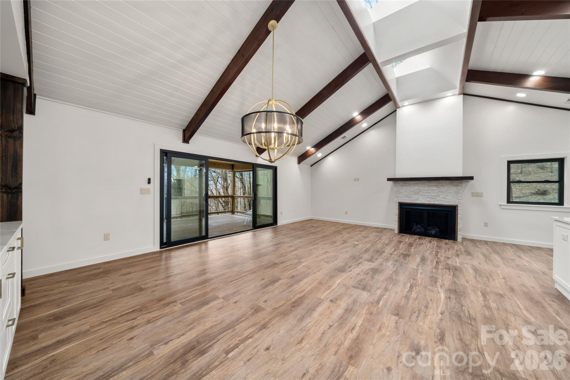 453 Friendly Acres Drive - Photo 19