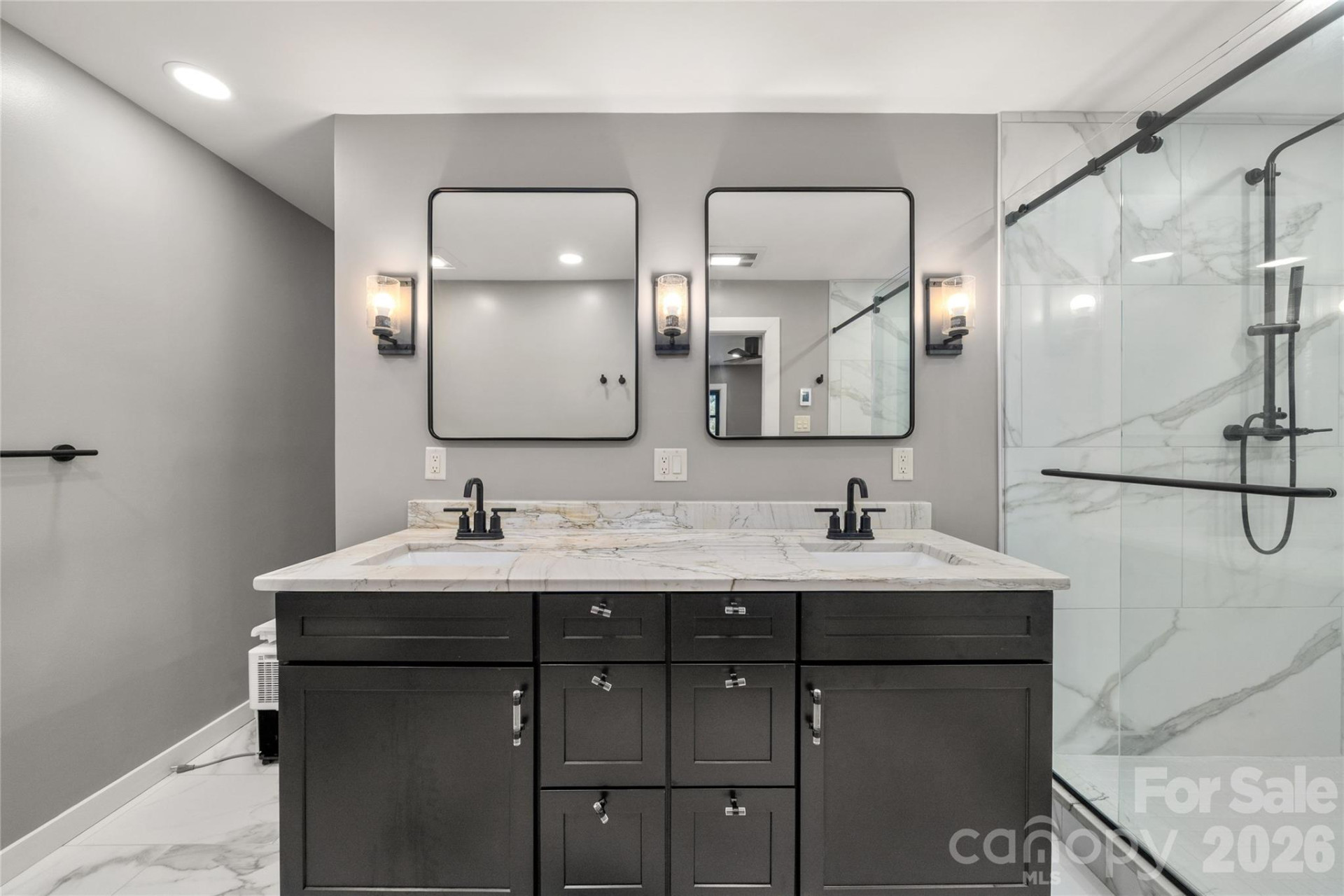 453 Friendly Acres Drive - Photo 24