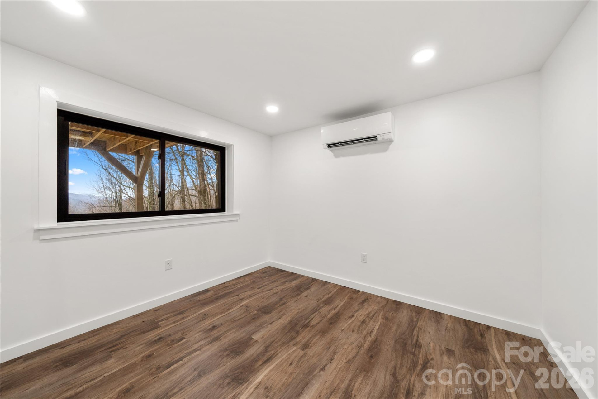 453 Friendly Acres Drive - Photo 31