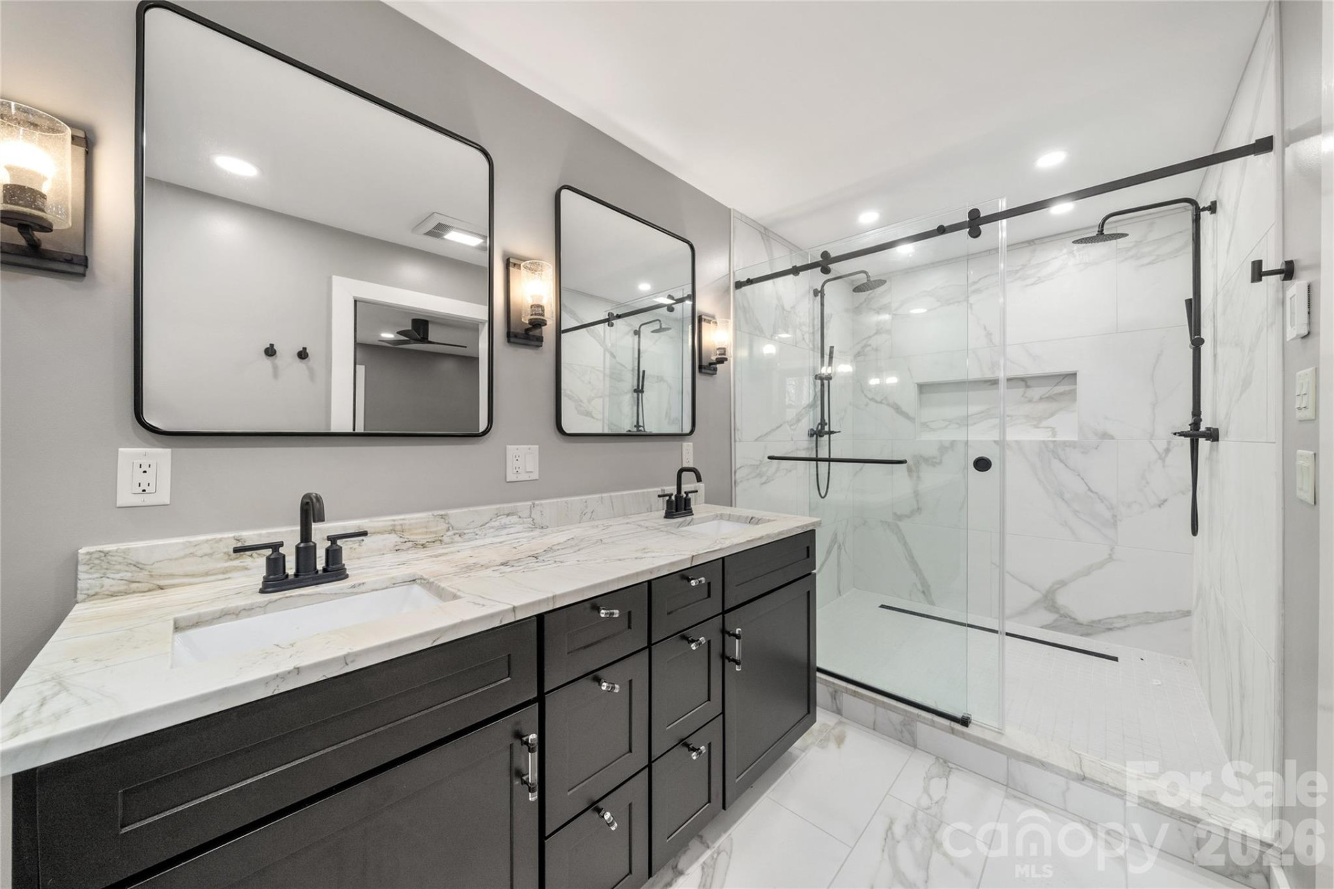 453 Friendly Acres Drive - Photo 32