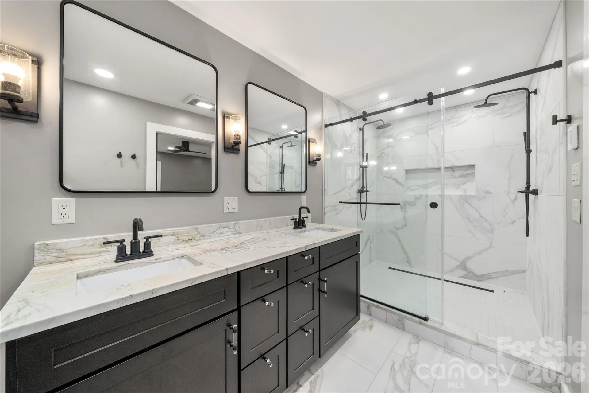 453 Friendly Acres Drive - Photo 32