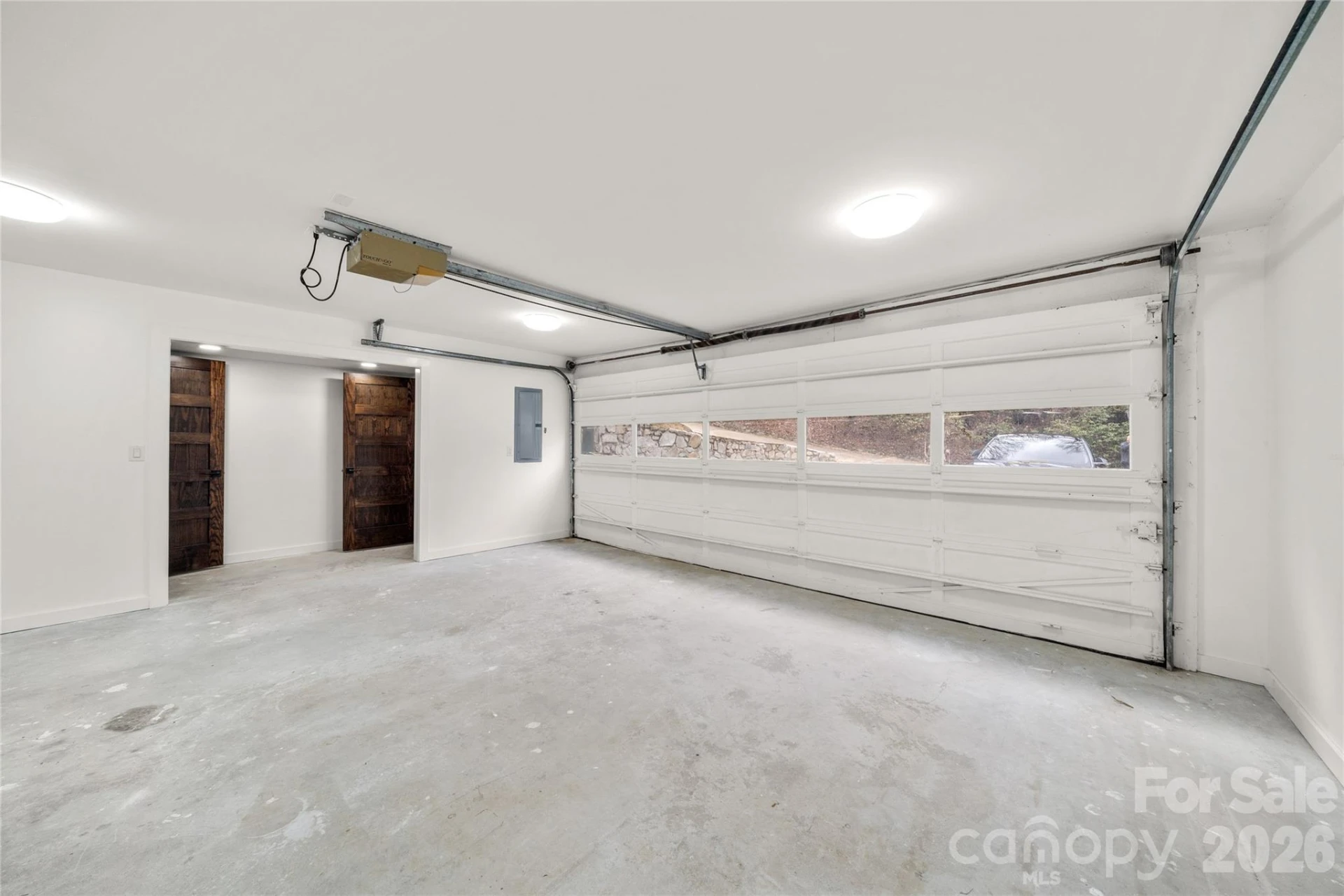 453 Friendly Acres Drive - Photo 39