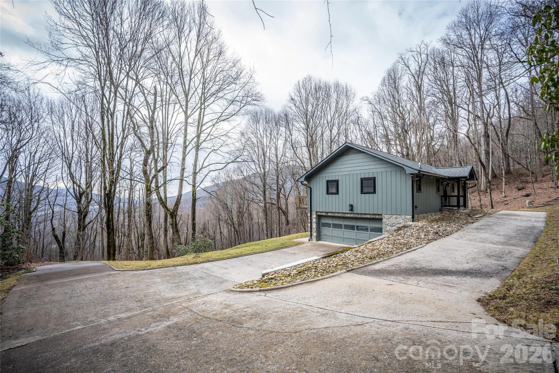 453 Friendly Acres Drive - Photo 46