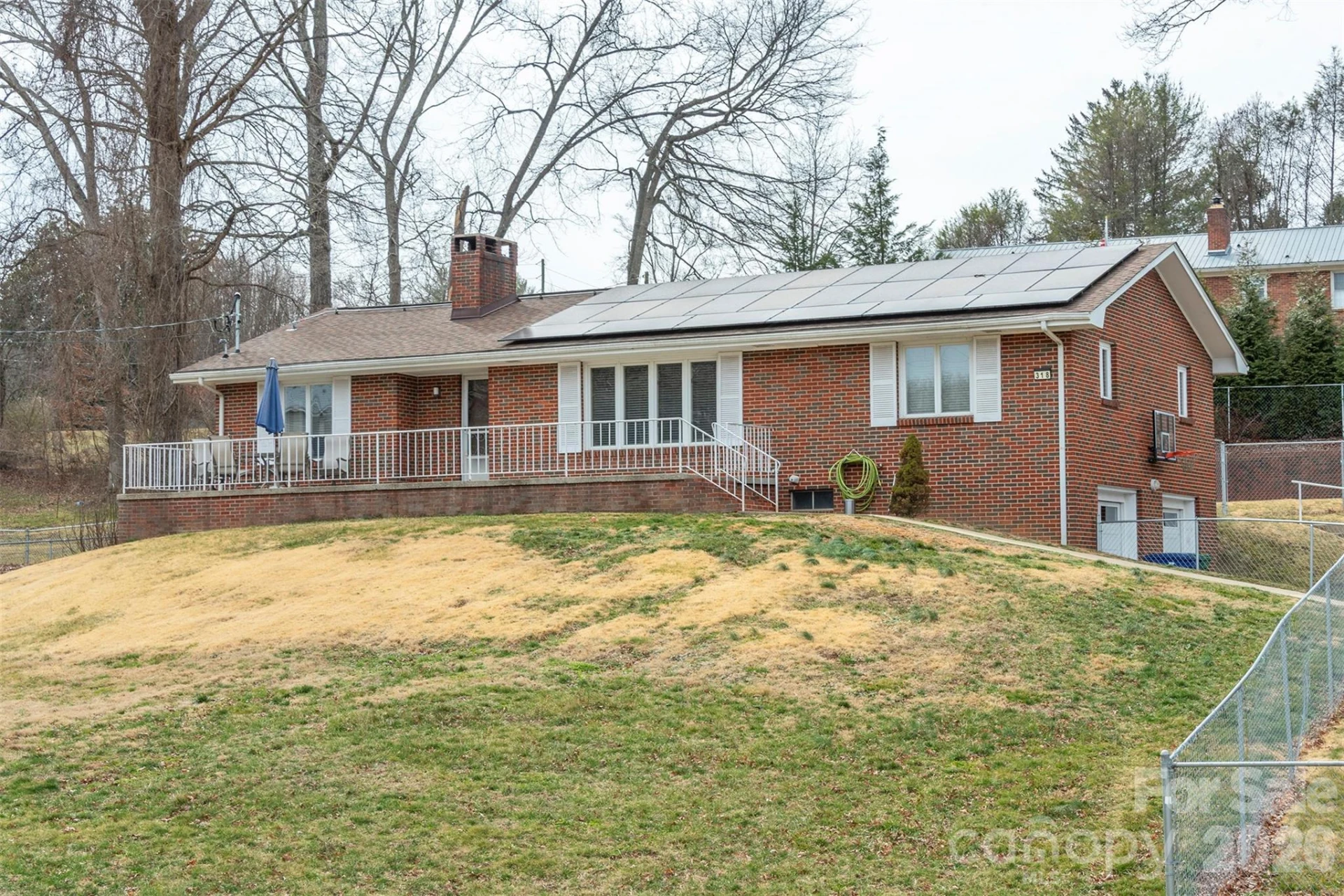 318 Old Leicester Highway