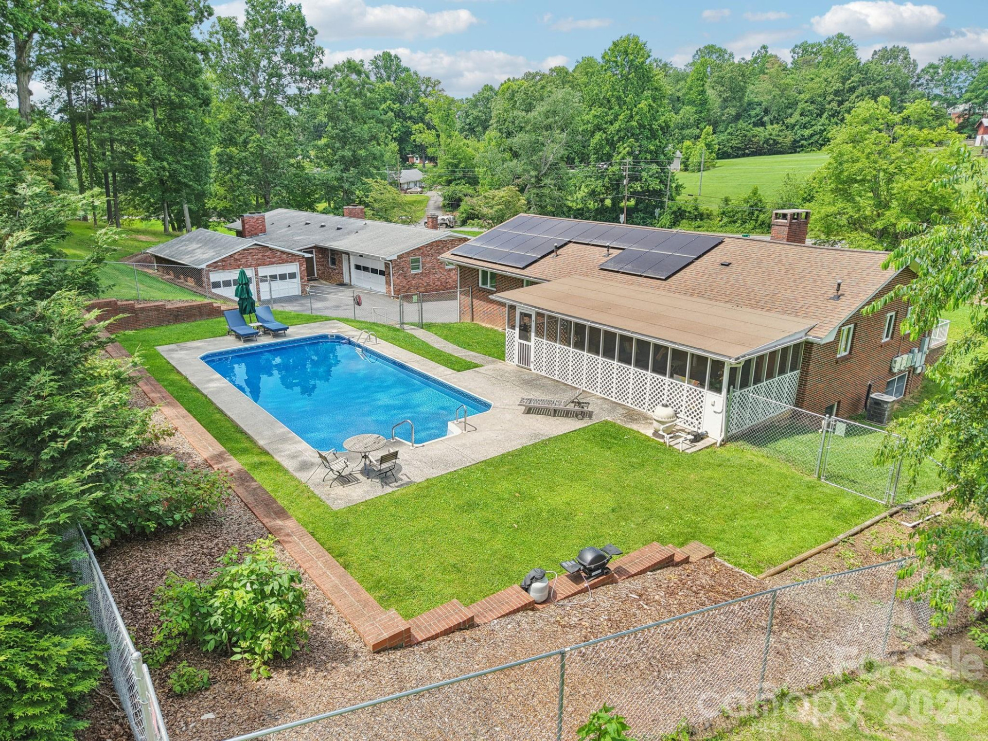 318 Old Leicester Highway - Photo 2