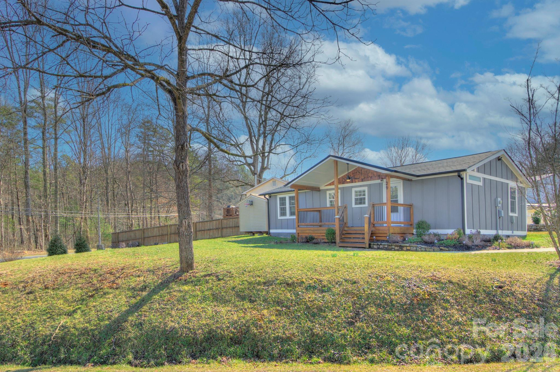 29 Southwood Drive - Photo 2