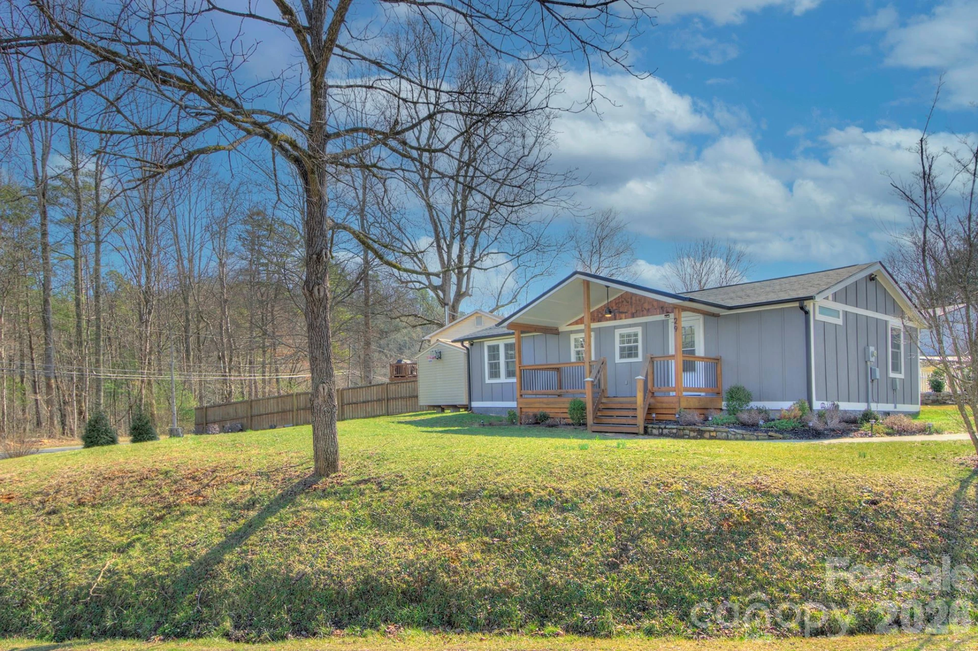 29 Southwood Drive - Photo 2