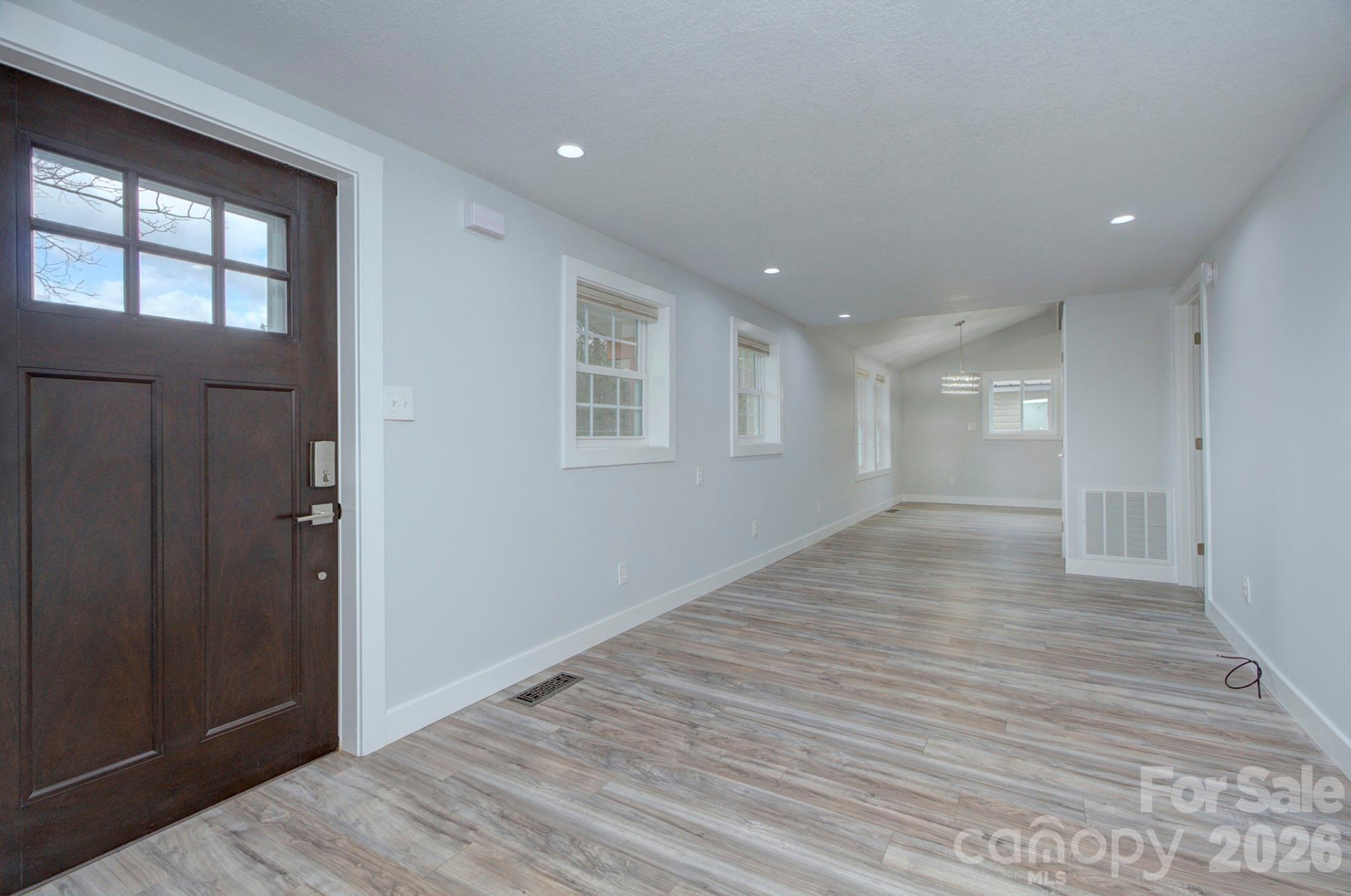 29 Southwood Drive - Photo 4