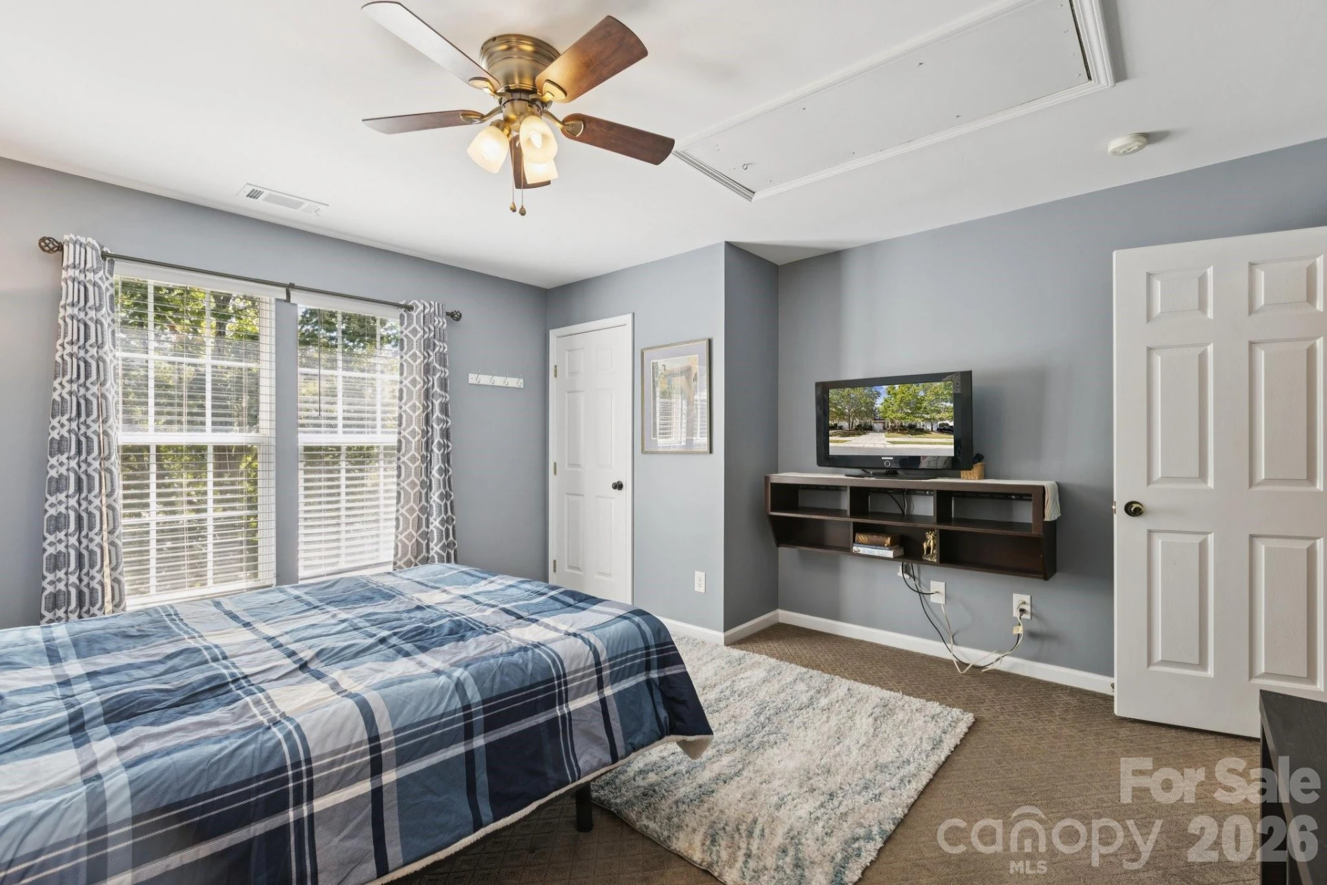 6037 Queens Walk Court - Photo 31