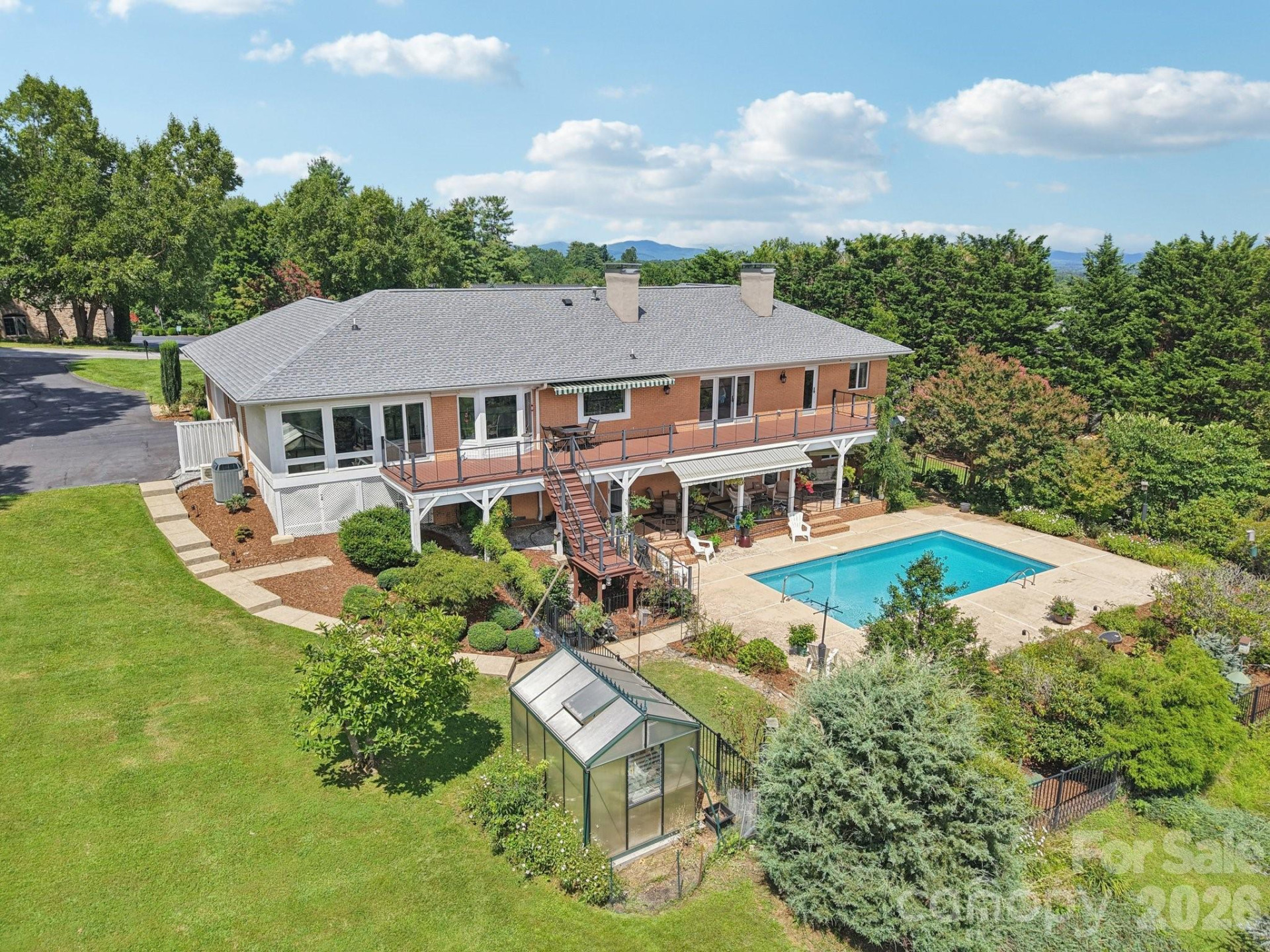 18 Thornapple Drive - Photo 3