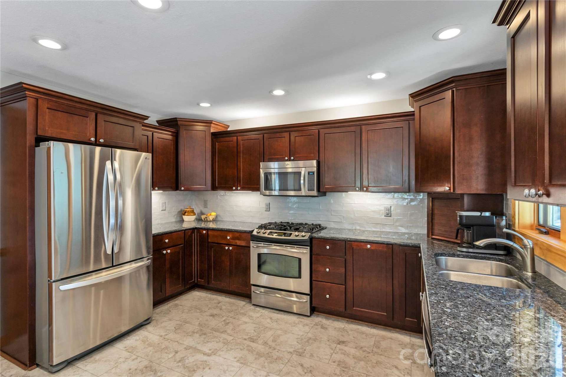 1111 Coyote Hollow Road - Photo 15