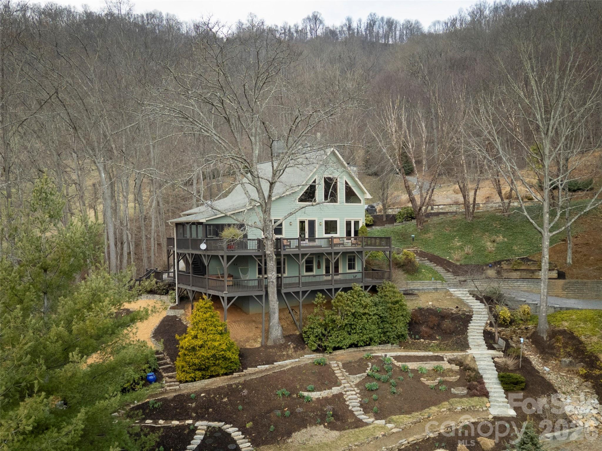 1111 Coyote Hollow Road - Photo 4