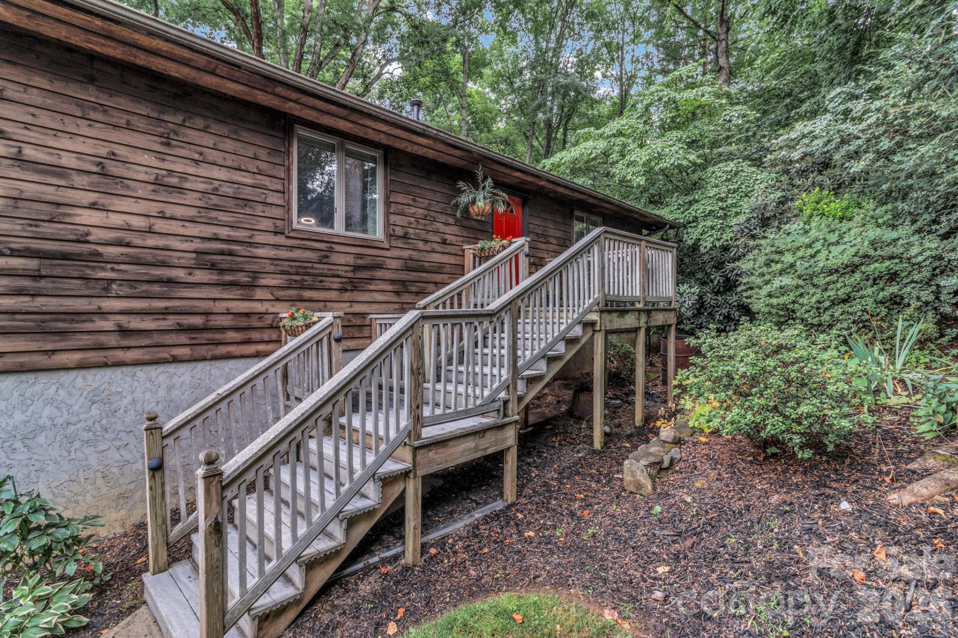 603 Rose Hill Road - Photo 2