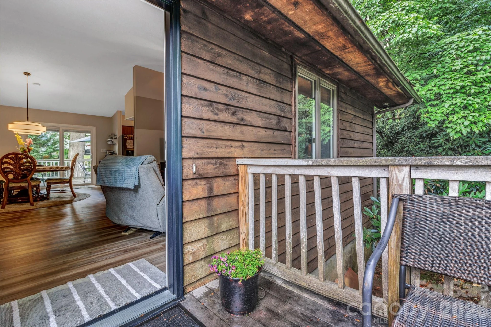 603 Rose Hill Road - Photo 3