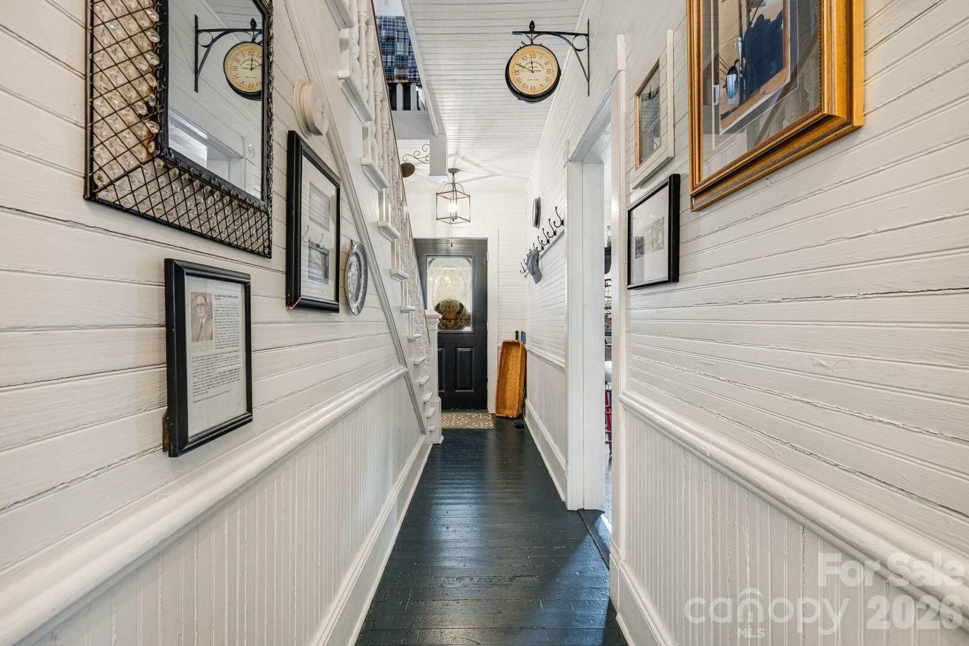 364 Haywood Road - Photo 20