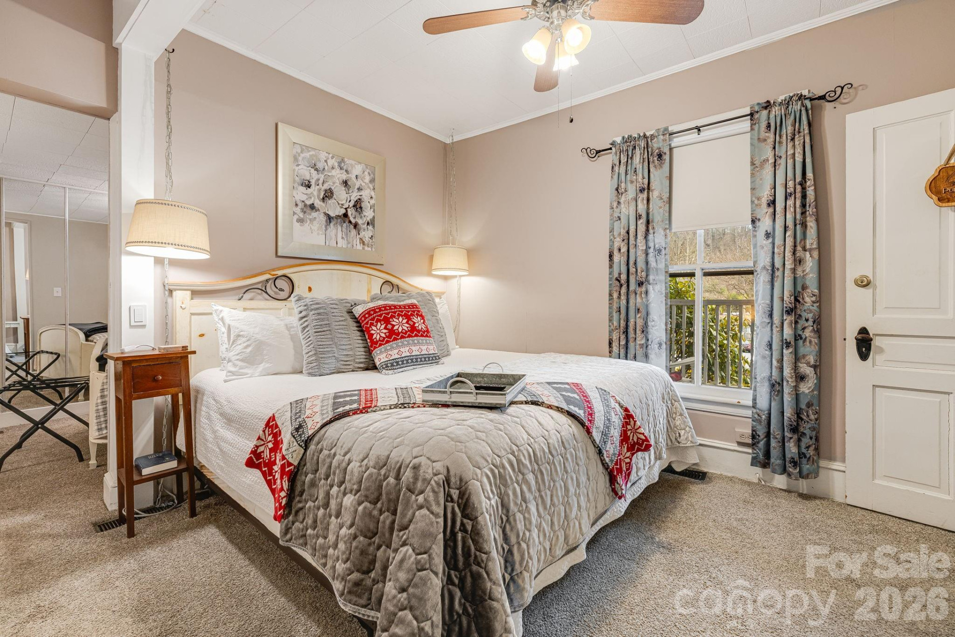 364 Haywood Road - Photo 24