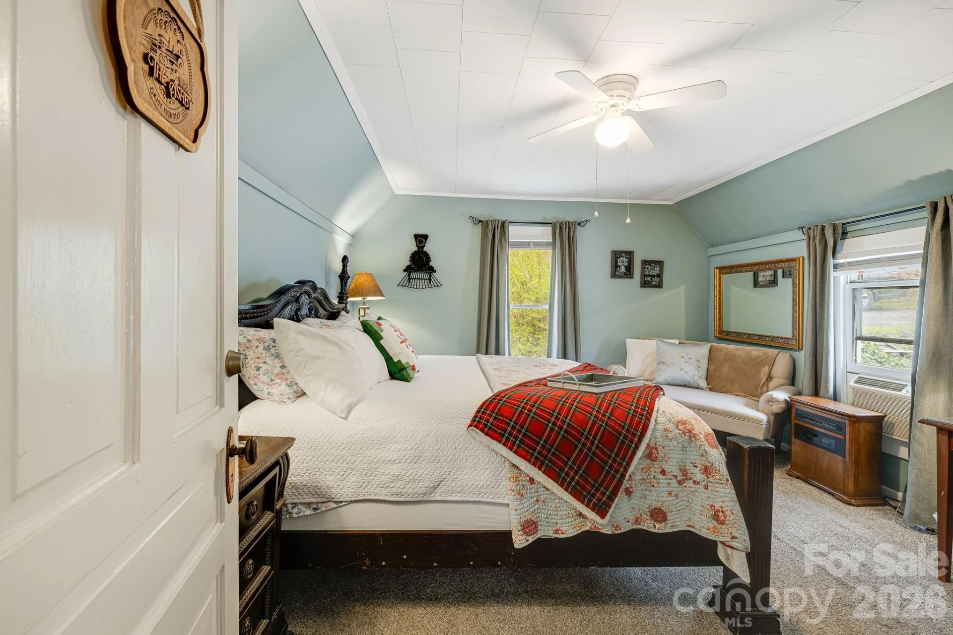 364 Haywood Road - Photo 27