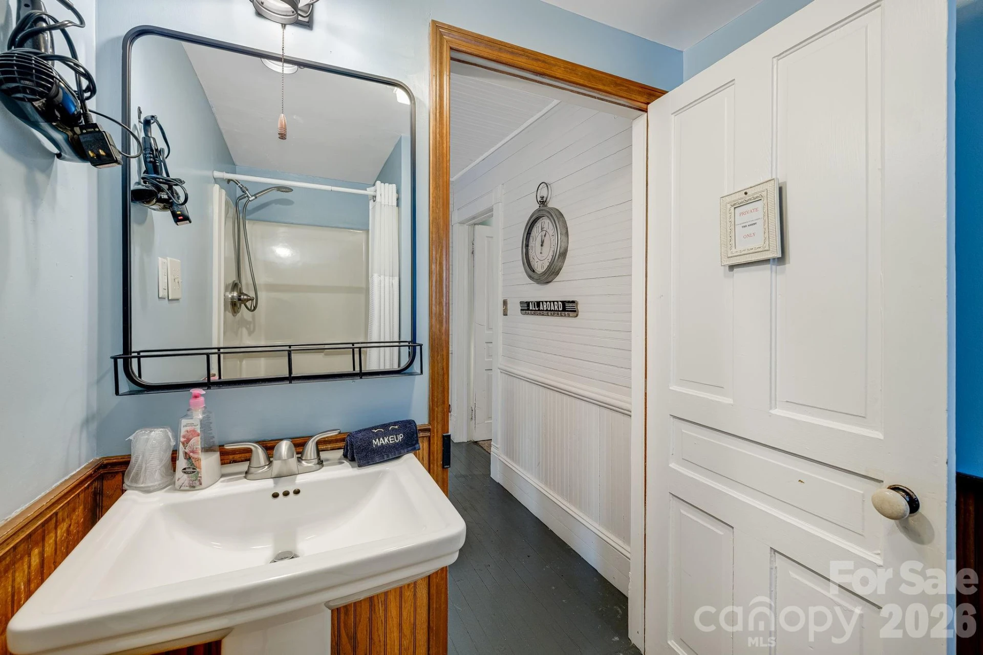 364 Haywood Road - Photo 30
