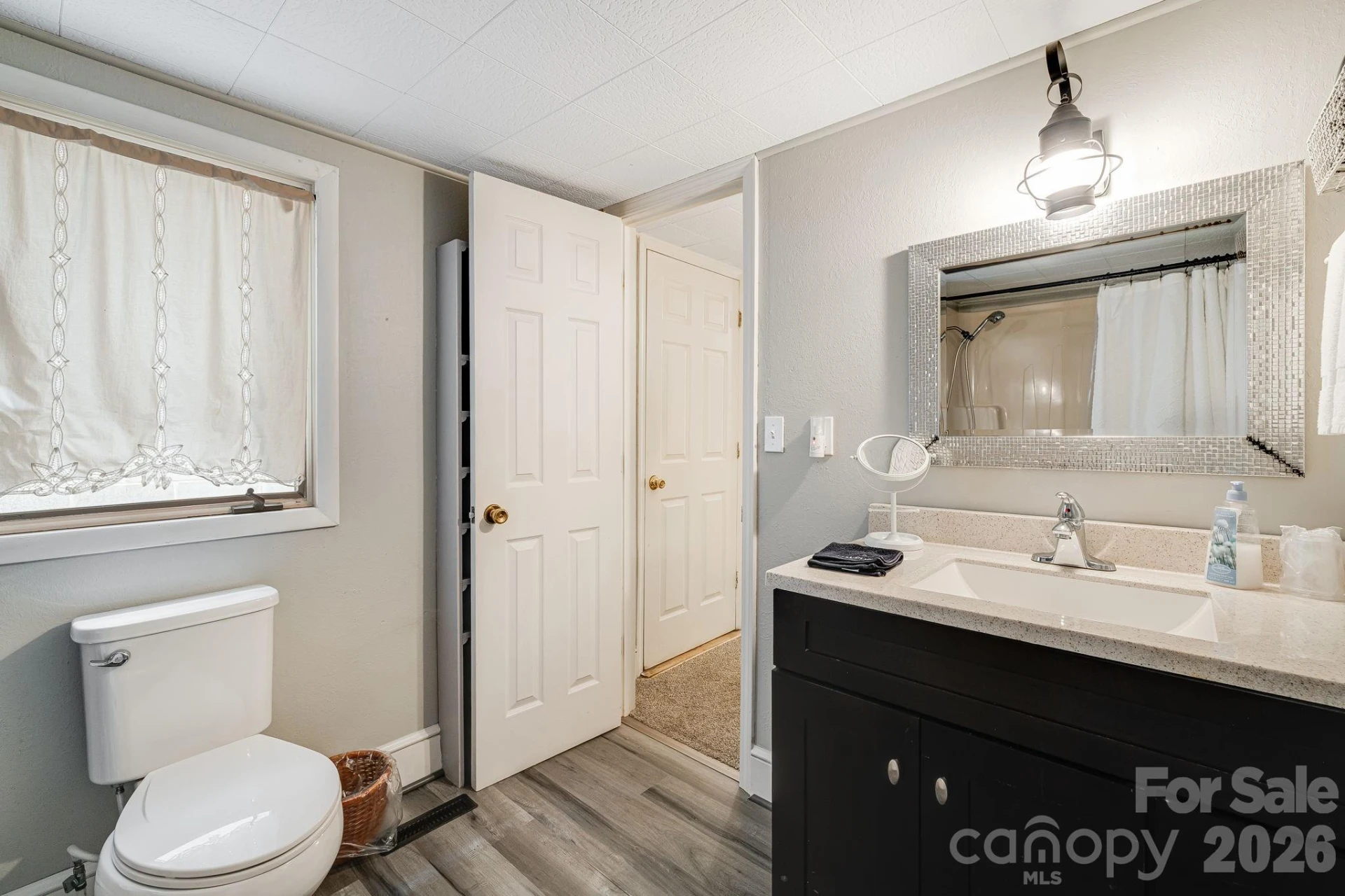 364 Haywood Road - Photo 35
