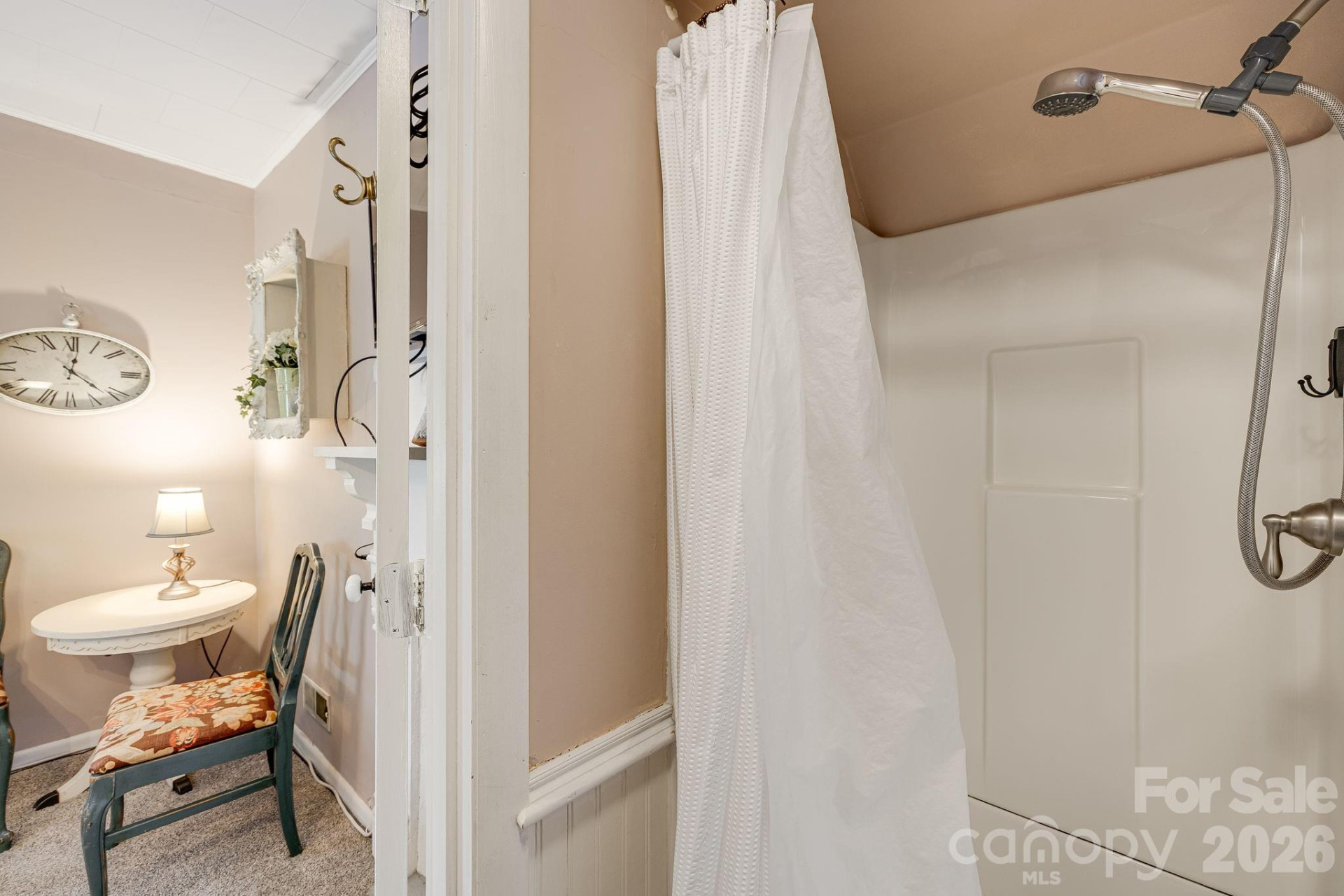 364 Haywood Road - Photo 39