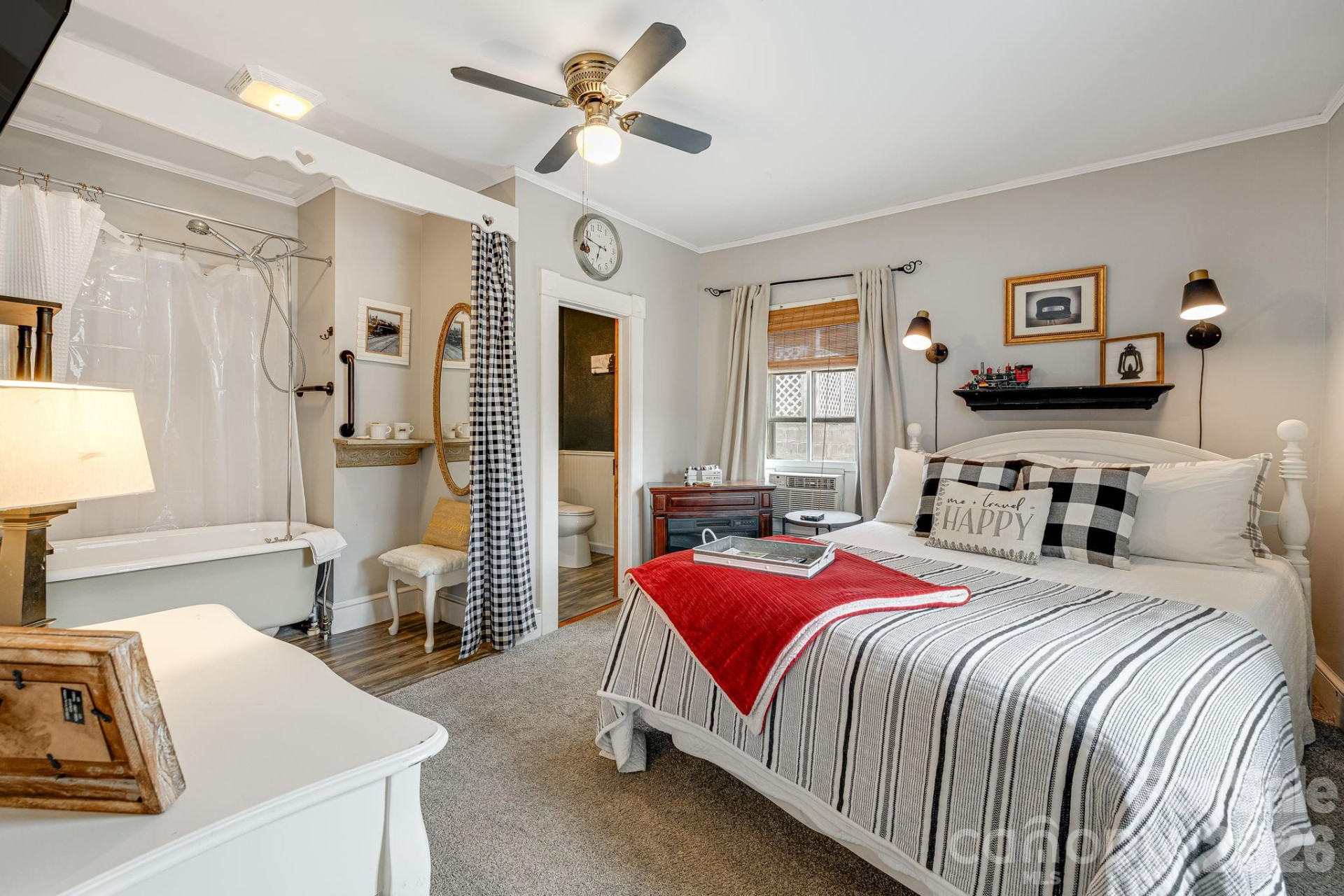364 Haywood Road - Photo 40