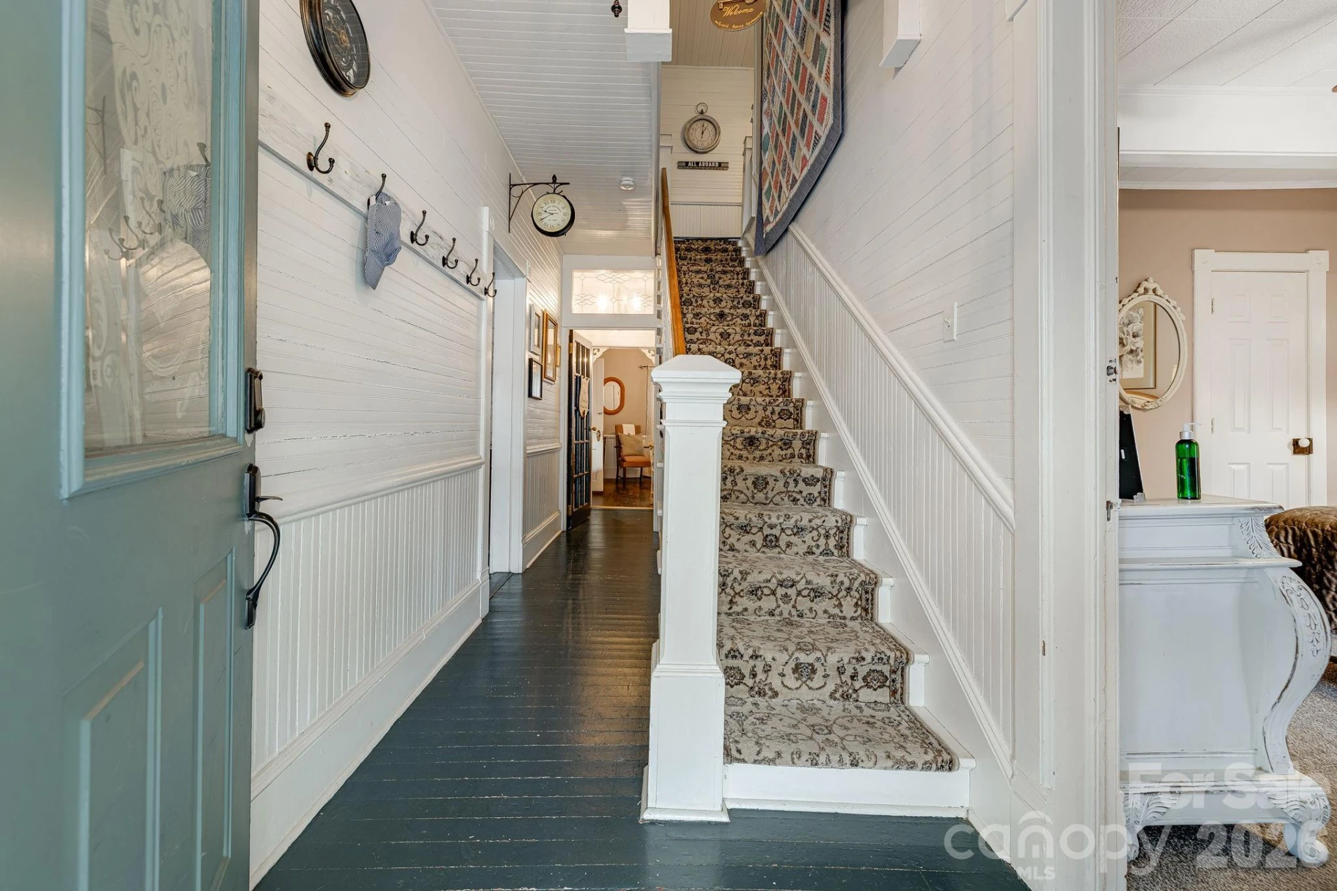 364 Haywood Road - Photo 6