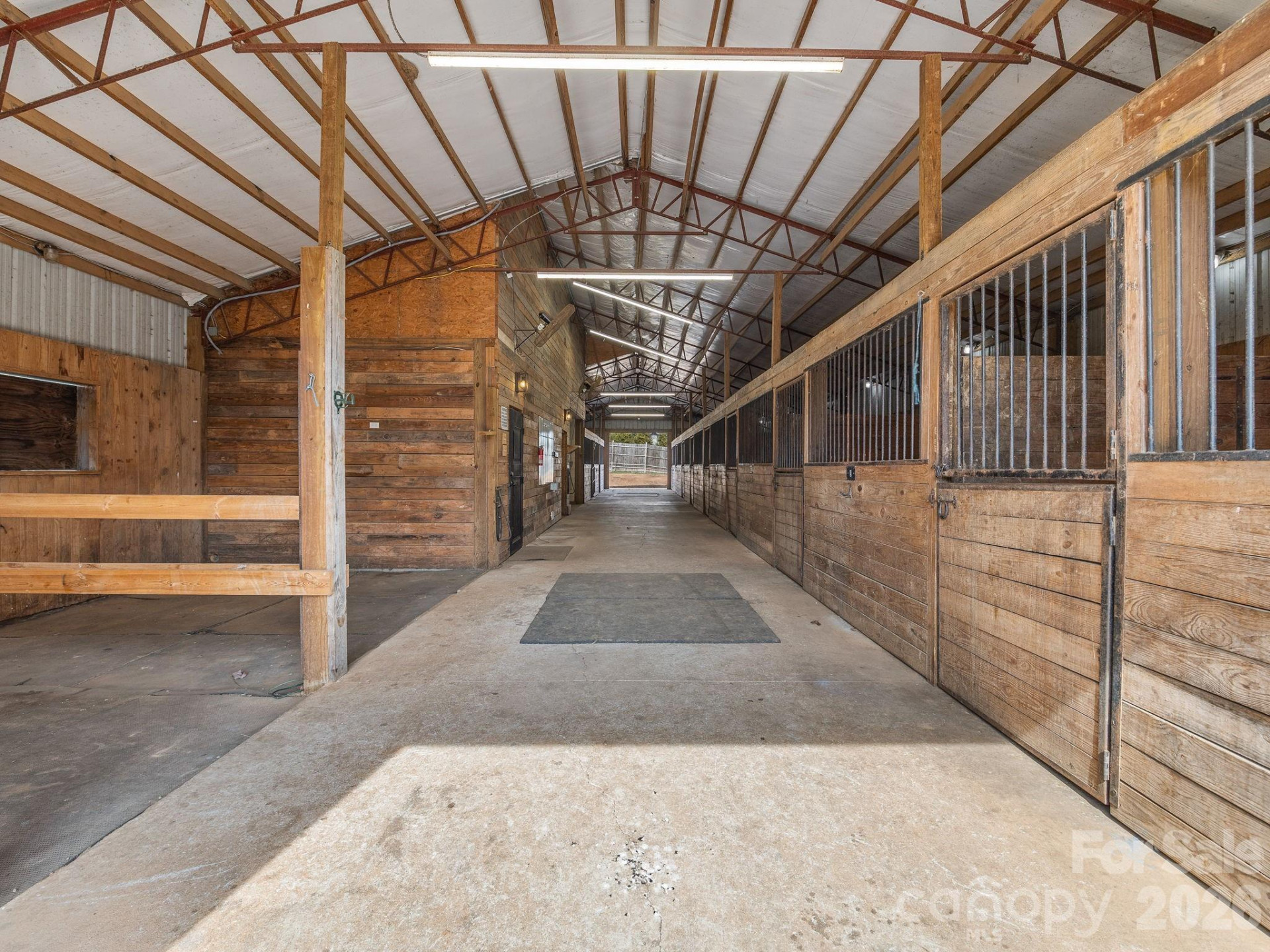 1487 Hayes Road - Photo 22