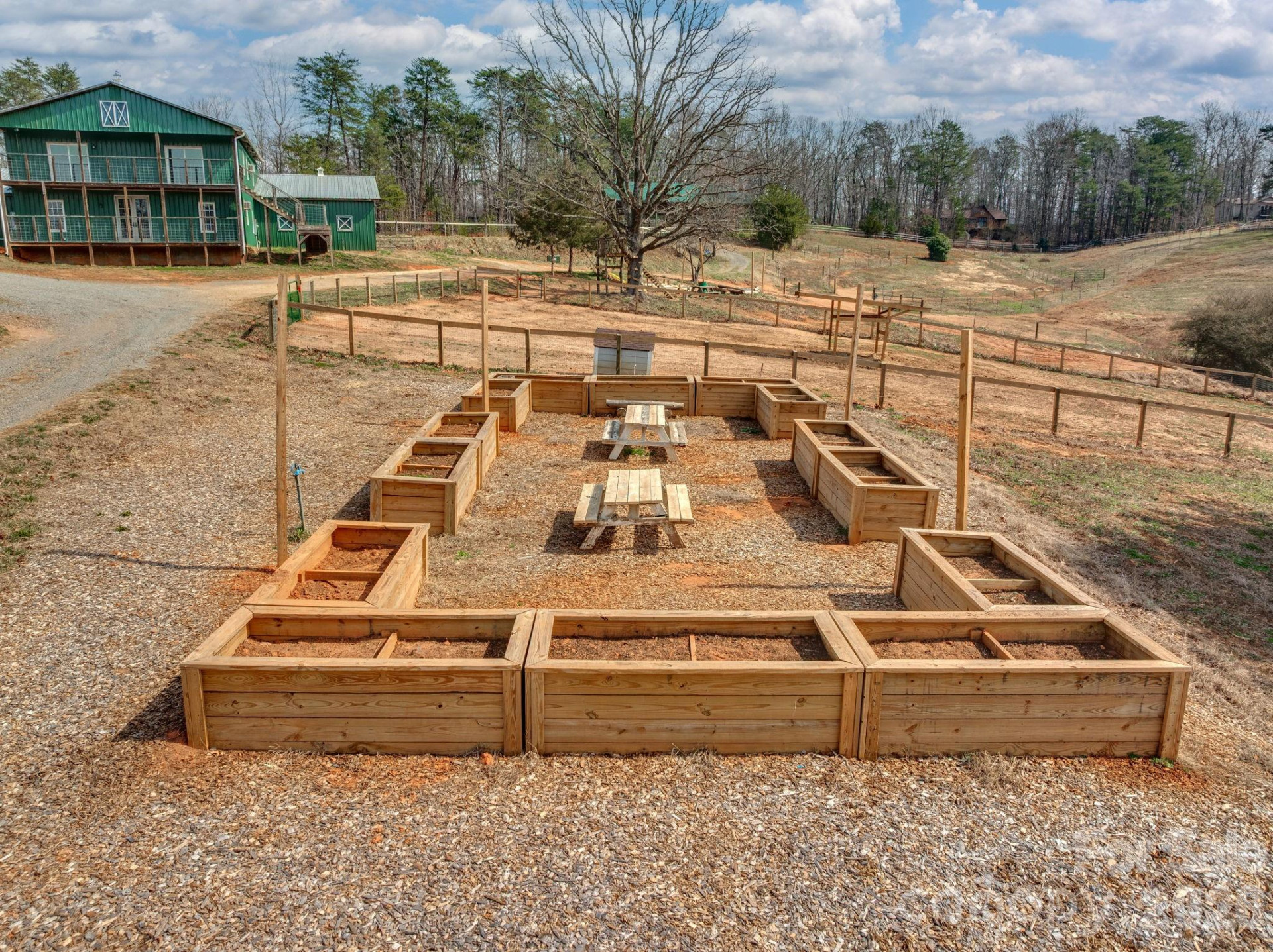 1487 Hayes Road - Photo 41