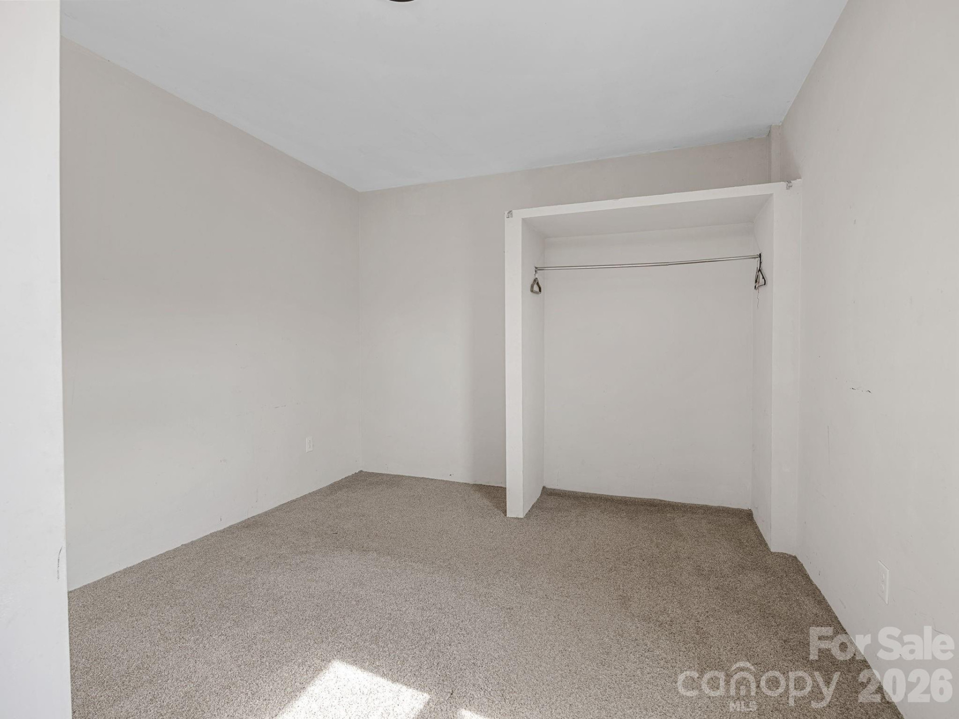 1487 Hayes Road - Photo 9