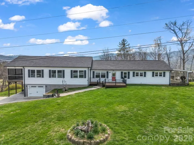1086 Carters Ridge Road