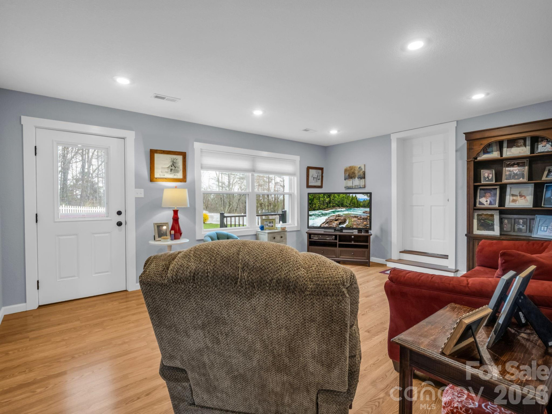 1086 Carters Ridge Road - Photo 5