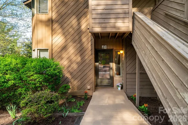 305 Piney Mountain Drive