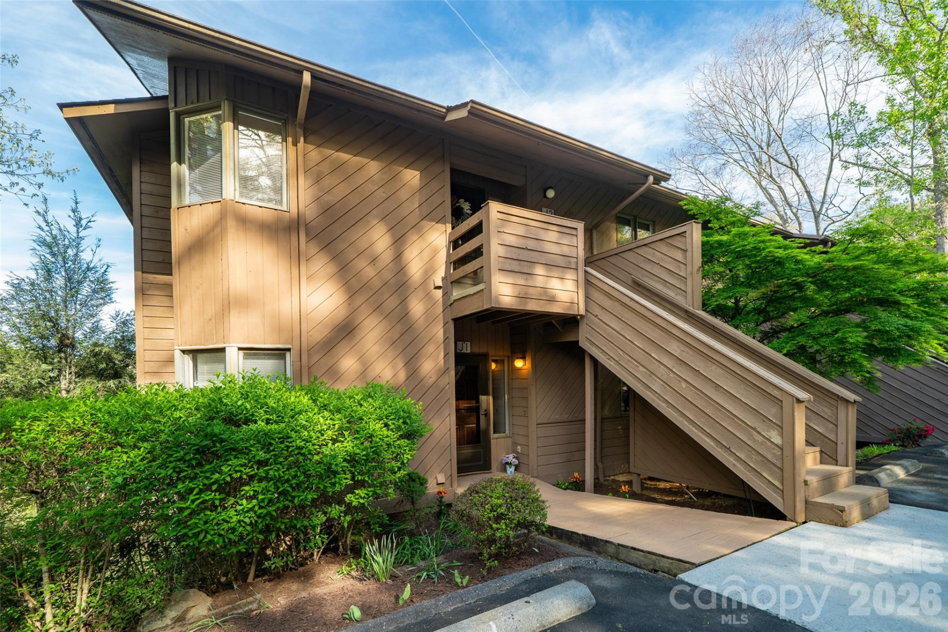 305 Piney Mountain Drive #J1 - Photo 3