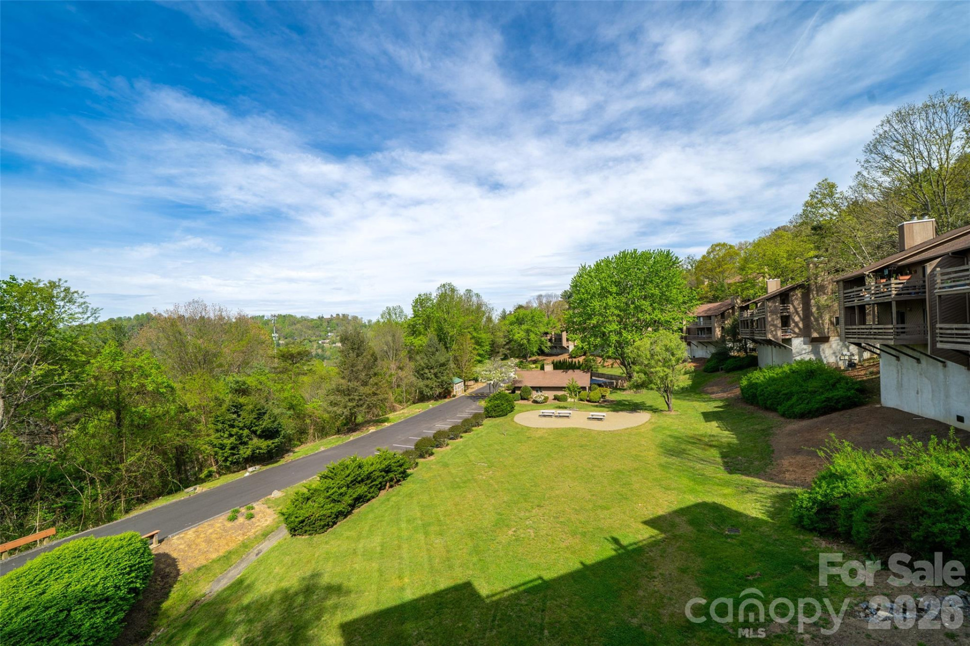305 Piney Mountain Drive #J1 - Photo 29