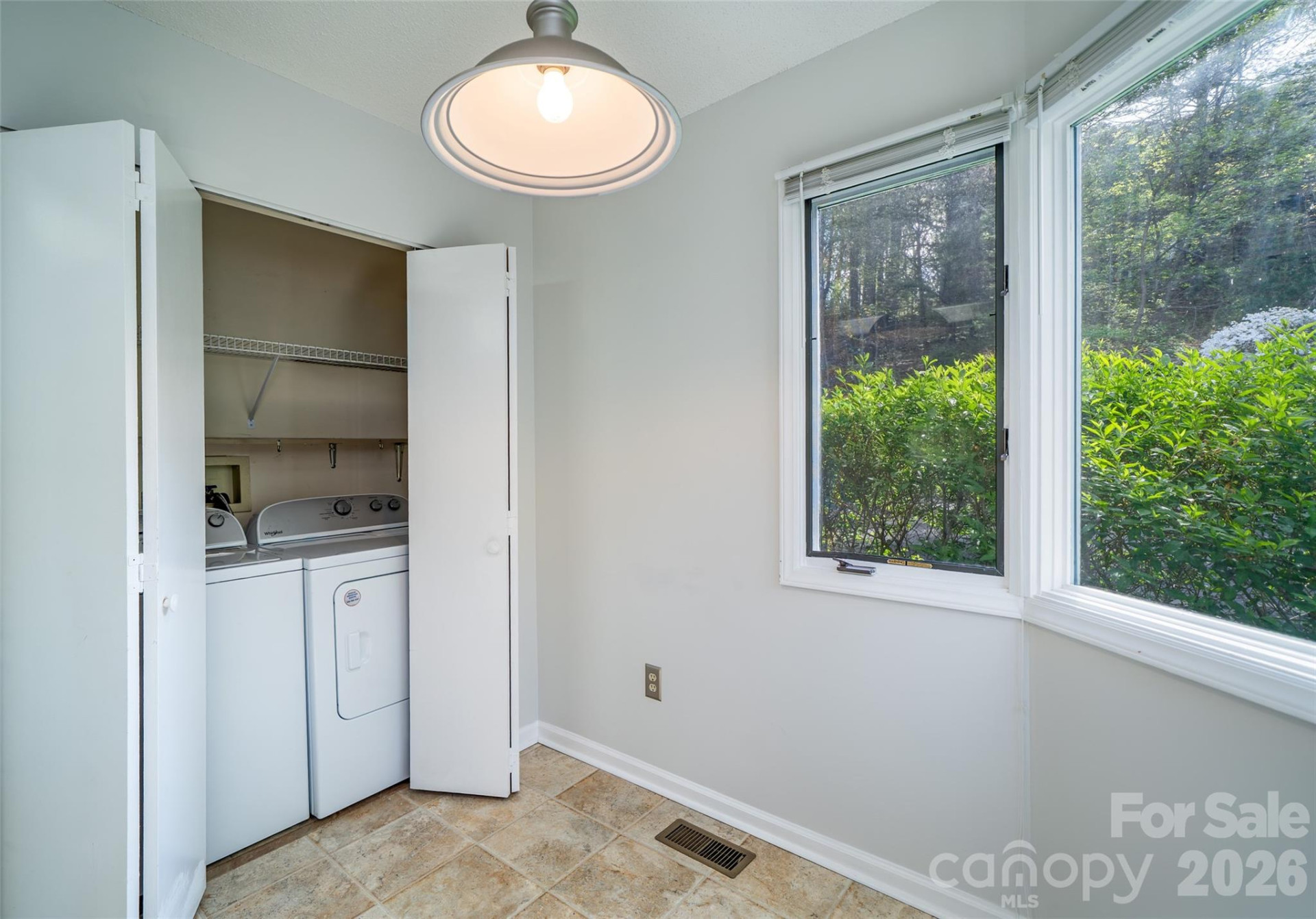 305 Piney Mountain Drive #J1 - Photo 9