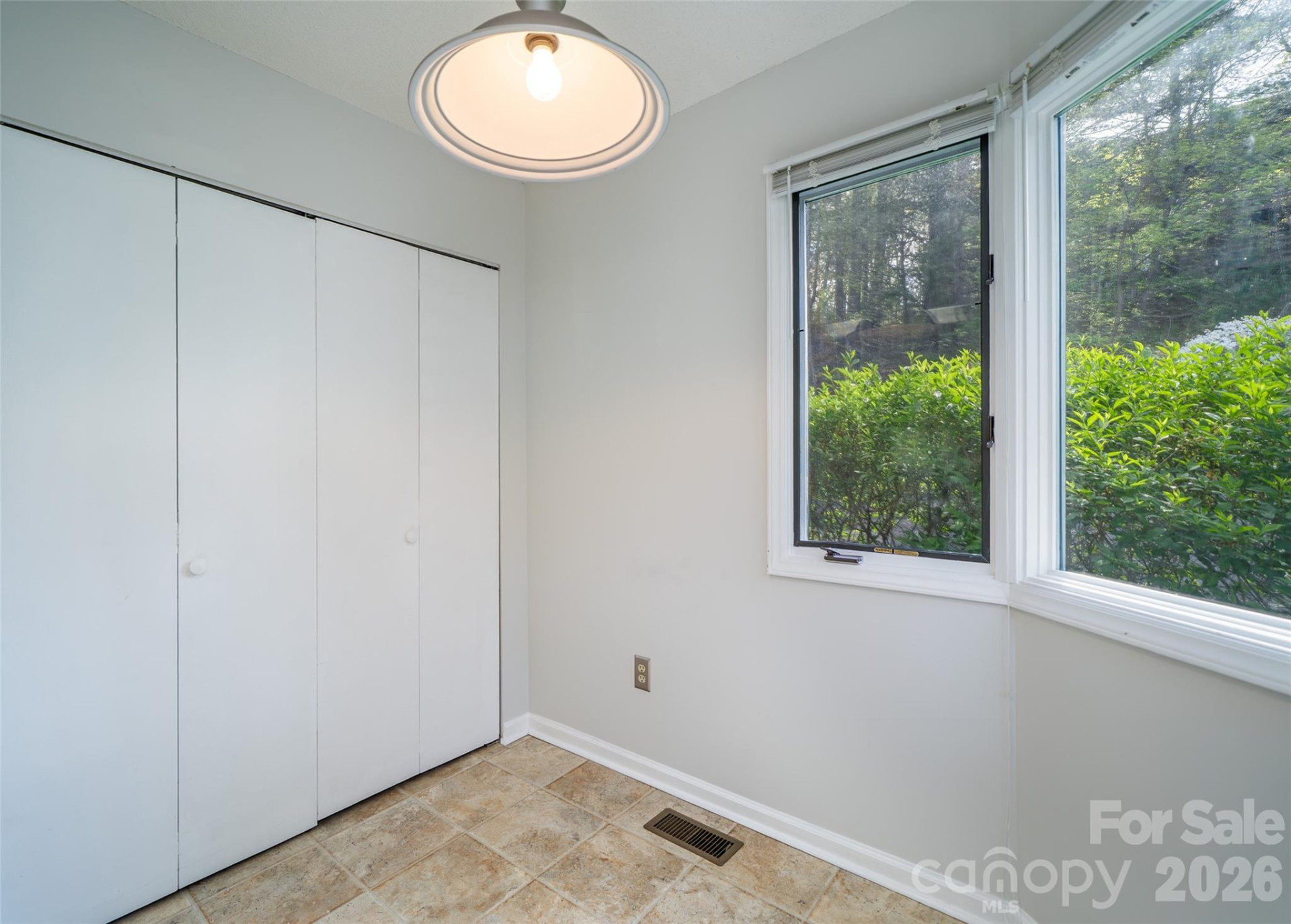 305 Piney Mountain Drive #J1 - Photo 10