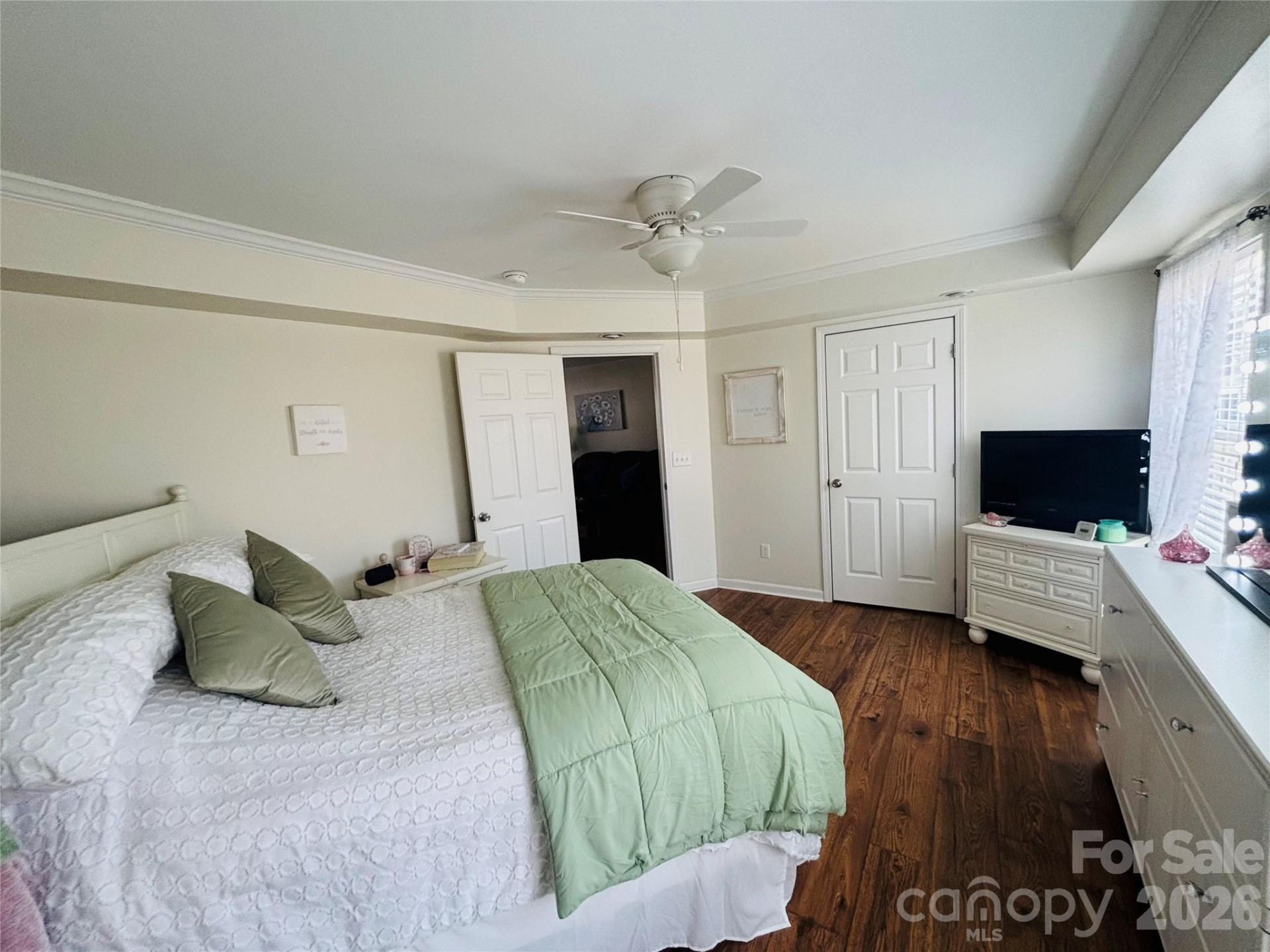 124 Hood Heights - Photo 12